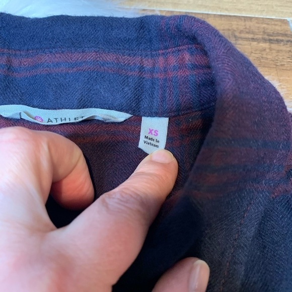 Athleta Trail to Town Plaid Button Down Tunic - Picture 6 of 7